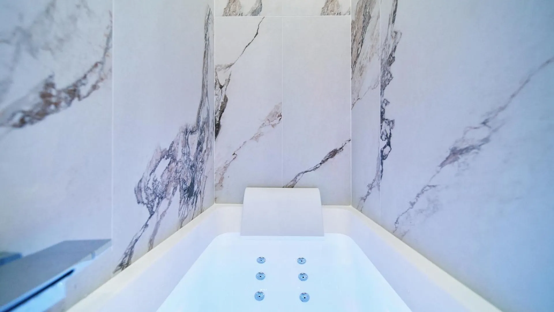 Апартаменты Lavie Maison Marais Sauna Hot Tub Париж Франция