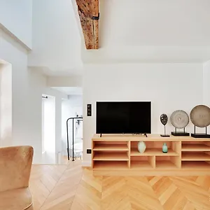  Appartement Cmg Résidence République - Rue Béranger