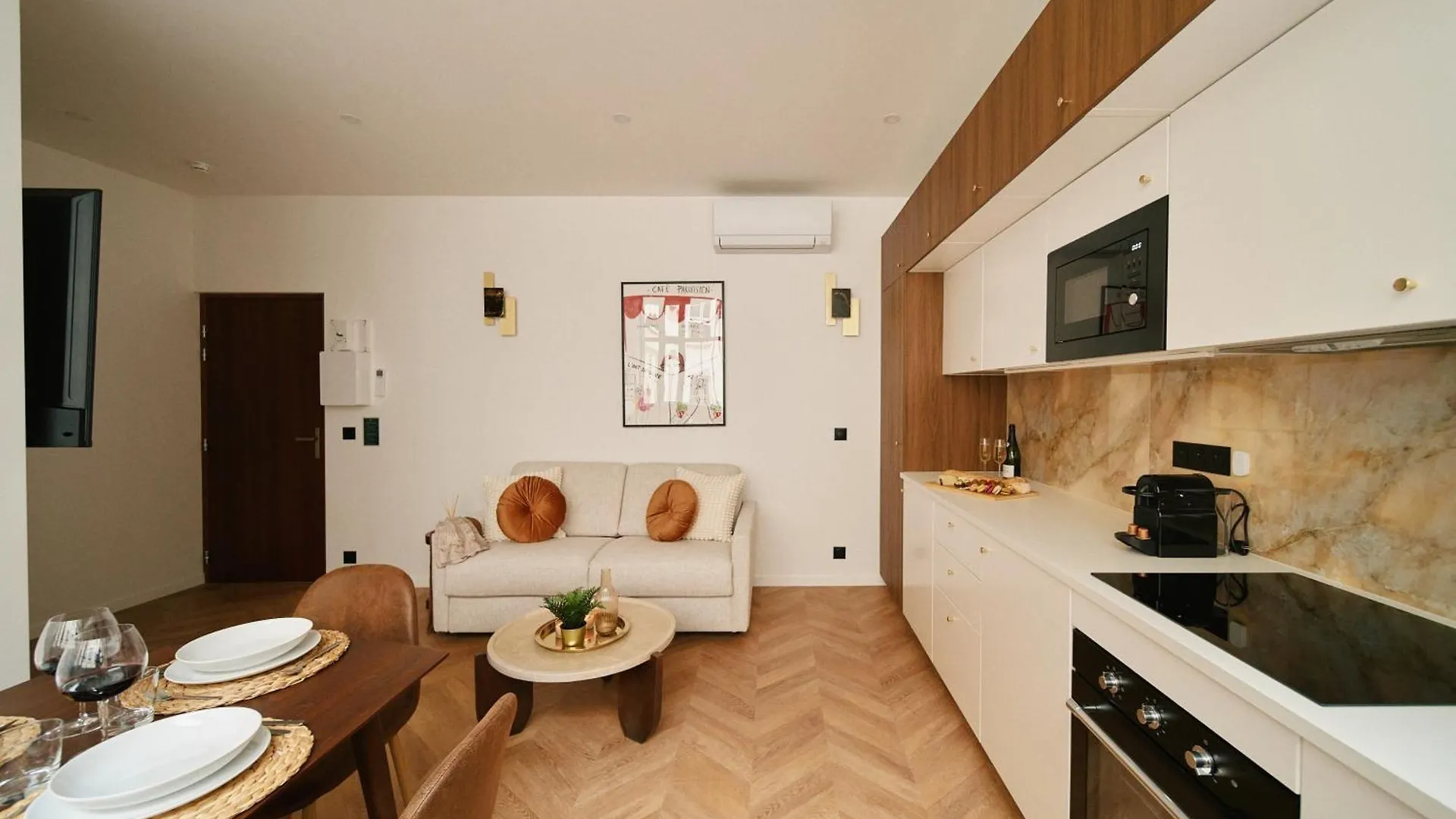 Lavie Maison Marais Sauna Hot Tub Paris Apartment