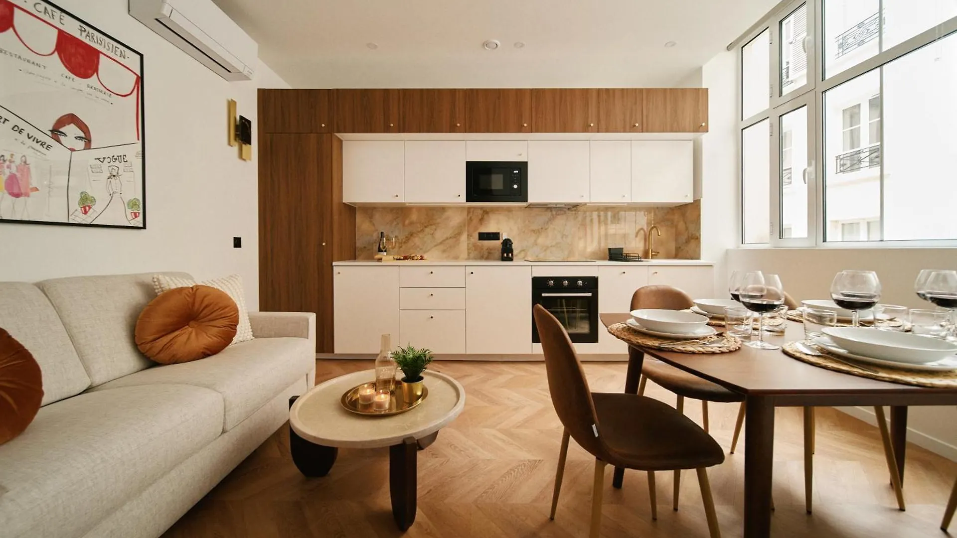 Lavie Maison Marais Sauna Hot Tub Paris